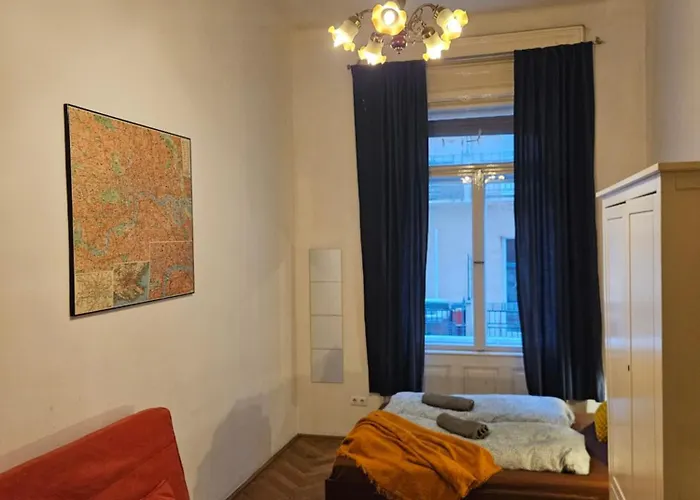 Lovely Riverside Hostel *